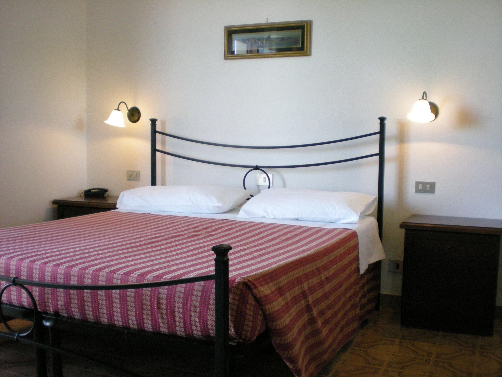 Hotel Sangallo B&B Montepulciano Stazione Exterior foto