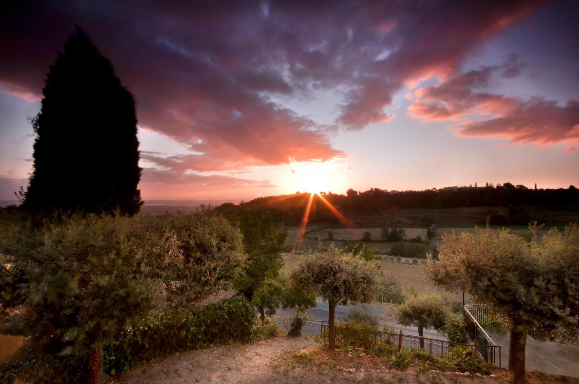 Hotel Sangallo B&B Montepulciano Stazione Exterior foto