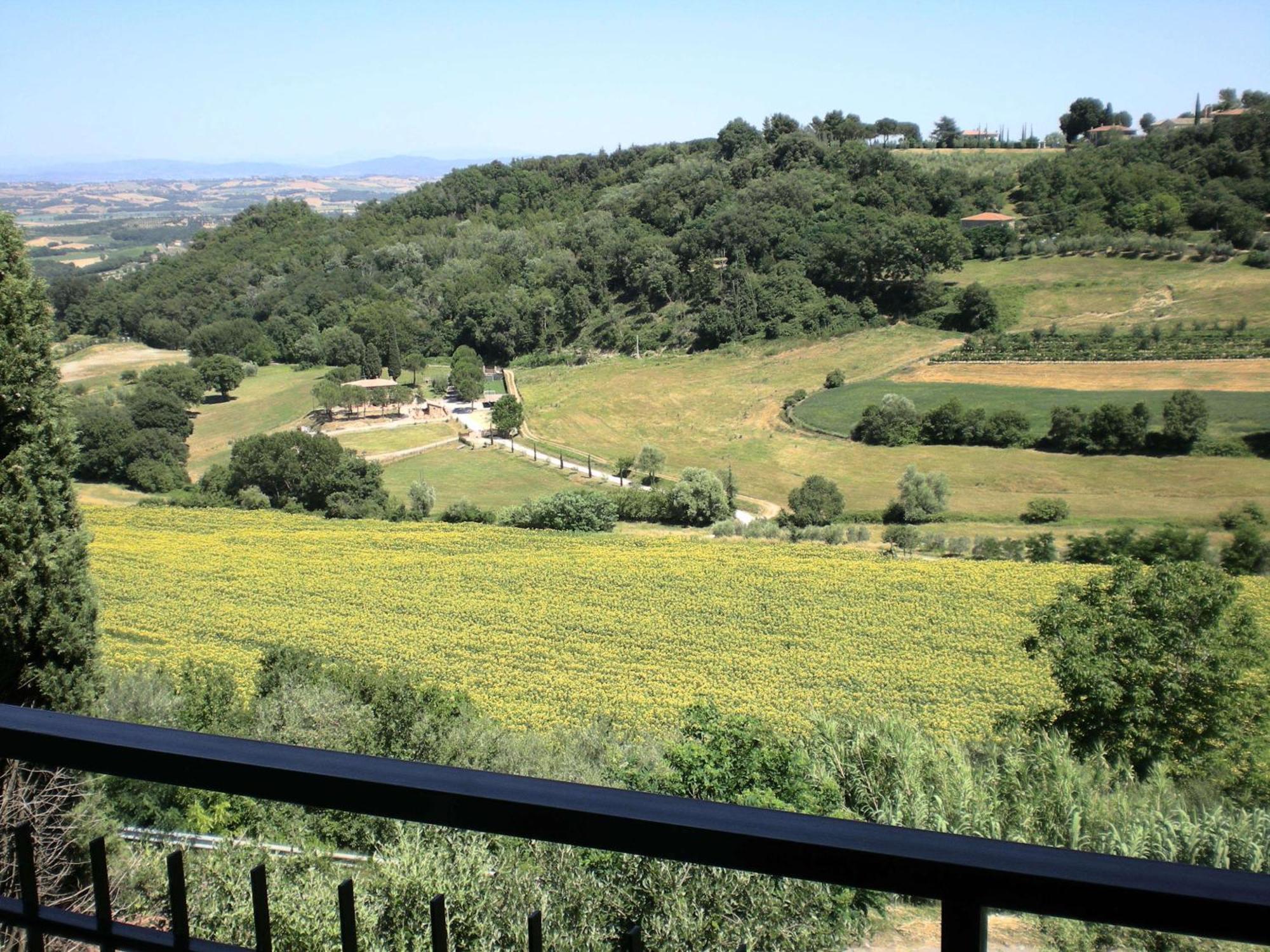 Hotel Sangallo B&B Montepulciano Stazione Exterior foto